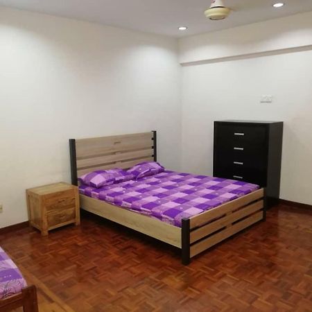 Sweethome For Travelers 세렘반 외부 사진